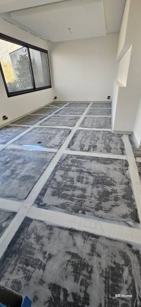 Sol en béton ciré décoratif sans joint à Dijon