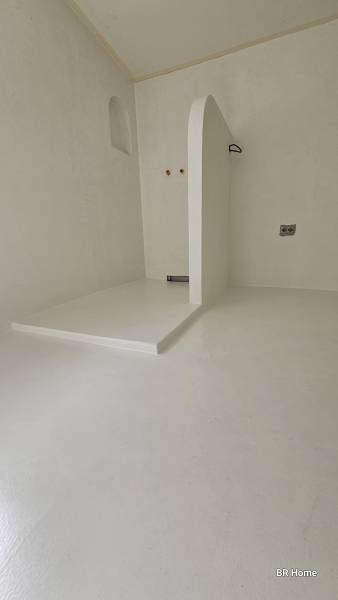 Rénovation de salle de bain en béton ciré à Besançon dans le Doubs