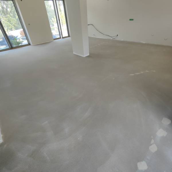 Béton ciré à Besançon dans le Doubs: quel rendu choisir?