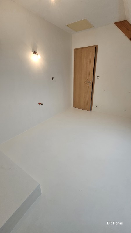 Application d'un béton ciré à Saint Apollinaire proche de Dijon